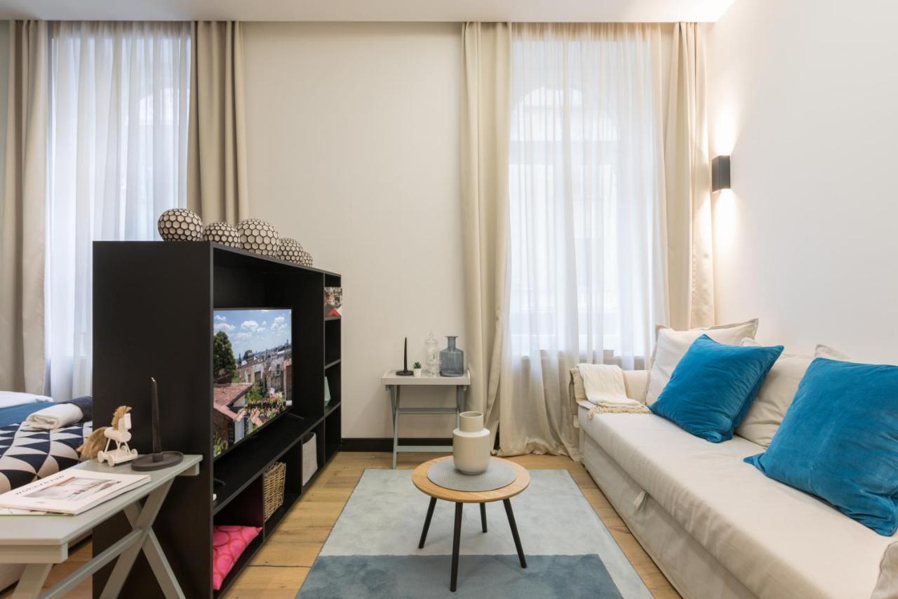 Luxury Center Close To National Theater *